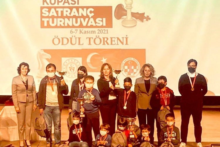 “29 Ekim Cumhuriyet Kupası Satranç Turnuvası” 