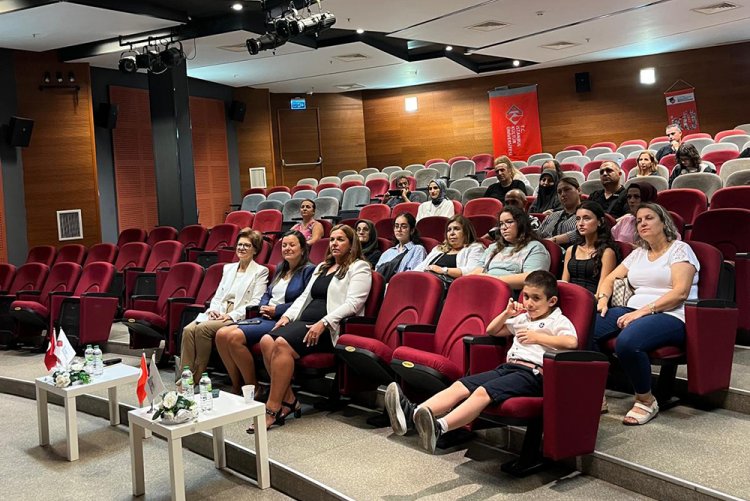 "Üniversitedeki Gencin Ebeveyni Olmak"