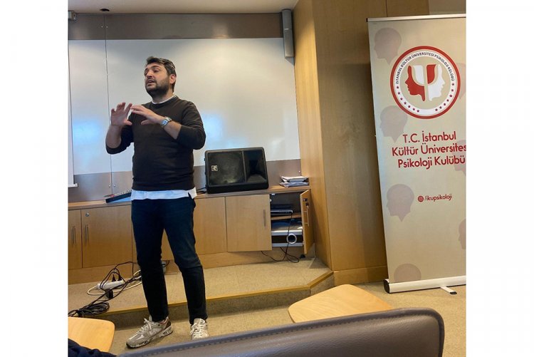 "Sessiz Salgın Kumar: Kumar Farkındalık Ayında Sessiz Salgın Kumarı Konuşuyoruz"