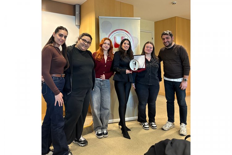 "Sessiz Salgın Kumar: Kumar Farkındalık Ayında Sessiz Salgın Kumarı Konuşuyoruz"