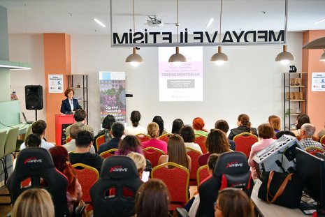 "İKÜ’de Söz Sende!" Tersine Mentorluk Çalışması
